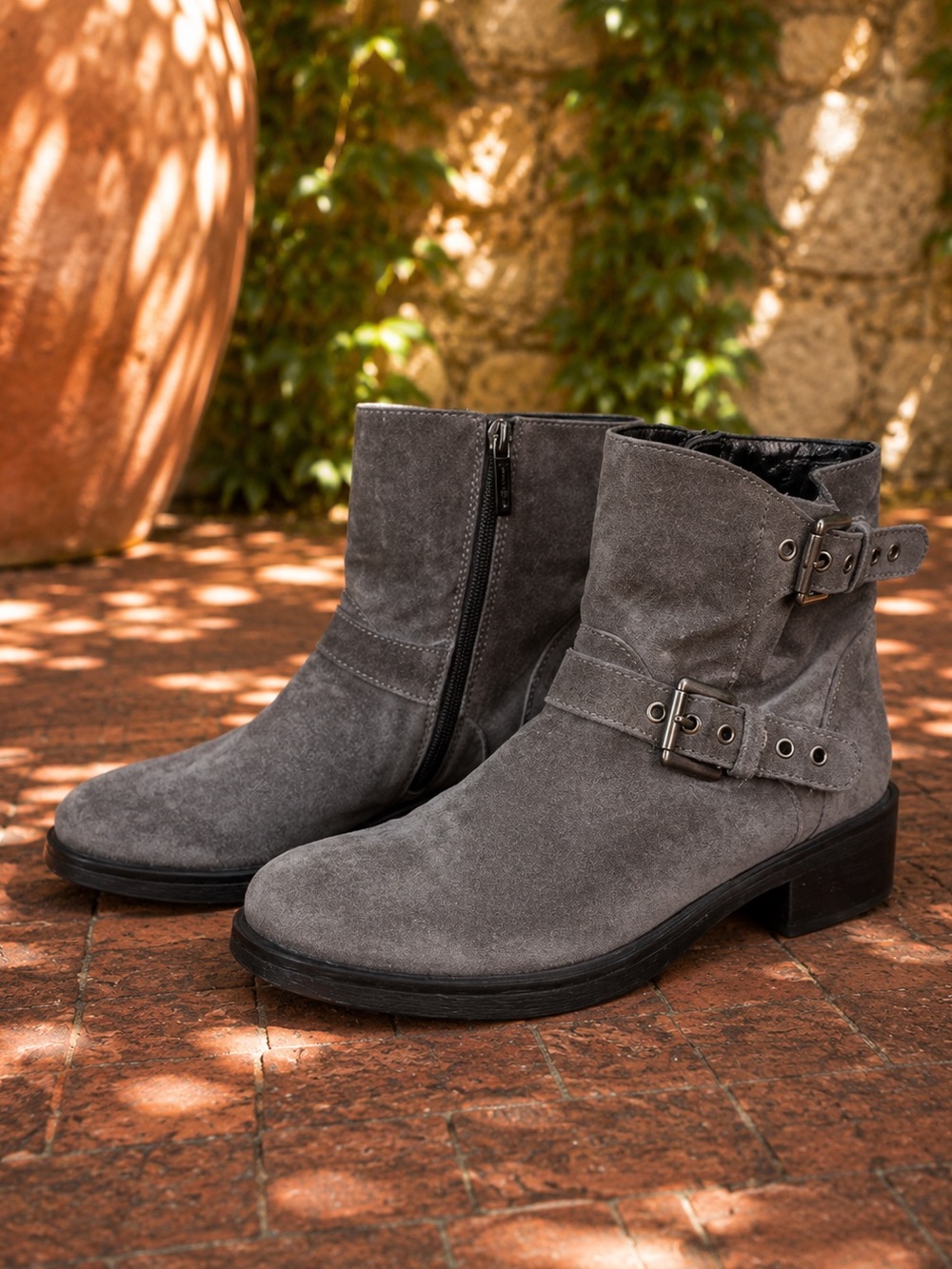 AQUATALIA BY MARVIN K Gray Suede Waterproof Moto Style Ankle Boots, 7.5